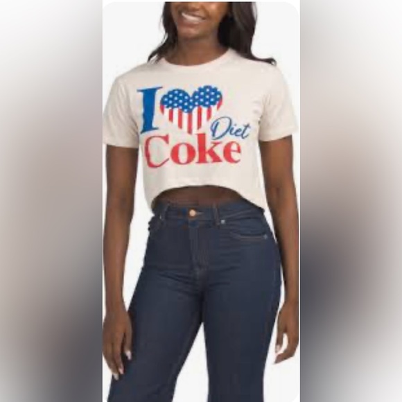Daybreak Tops - NWT Daybreak "I ❤️ Diet Coke" Americana Crop Tee - Oyster Medium